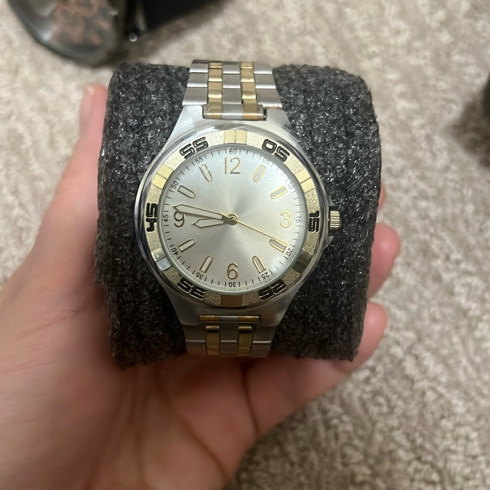 Mens watch